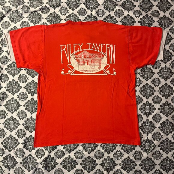VTG 90s Riley Tavern Murph & Nancy Proprietors Red Retro Graphic Tee Sz Lg - Picture 1 of 5